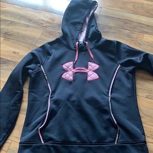 pink camo under armour hoodie